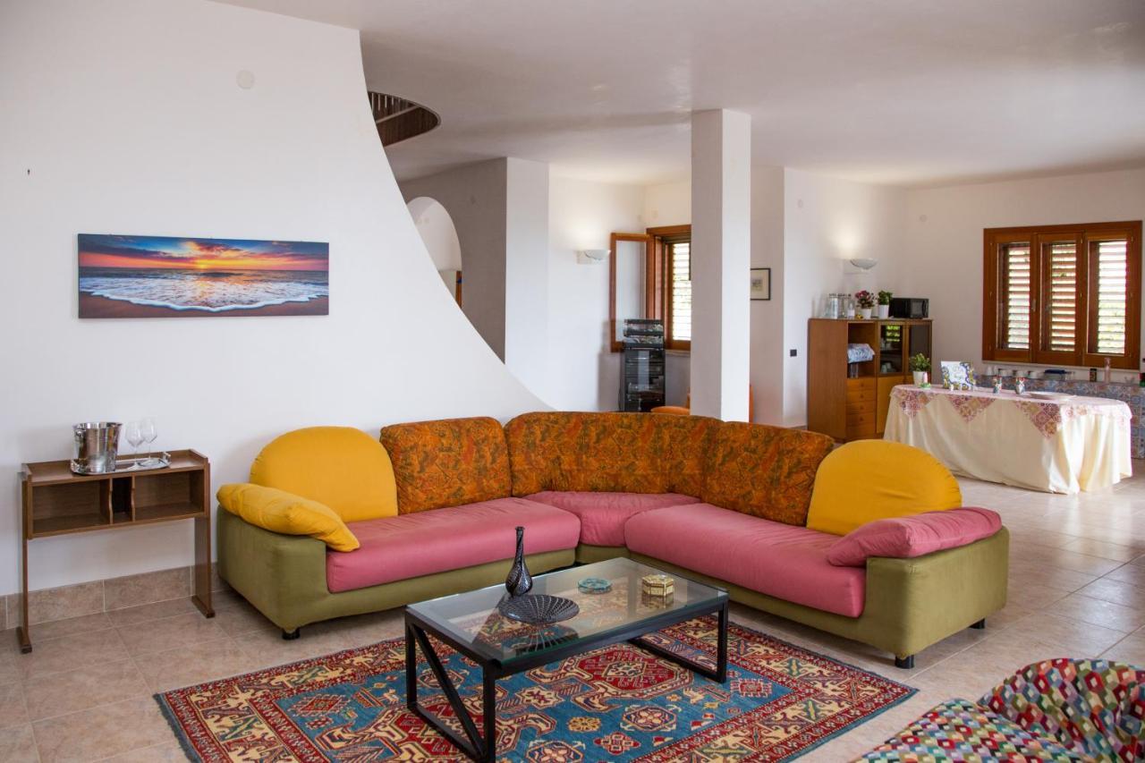 Villa Vega Fontane Bianche Bagian luar foto