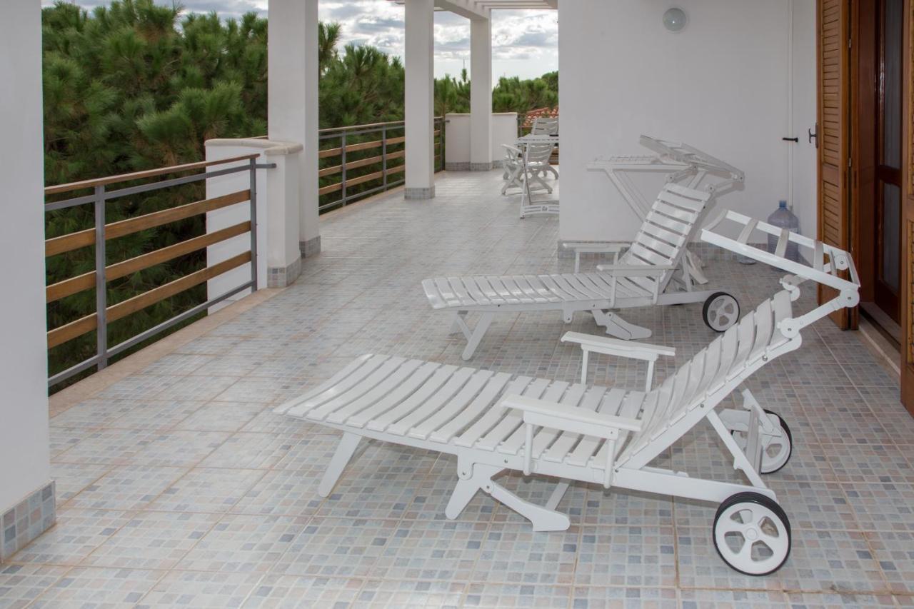 Villa Vega Fontane Bianche Bagian luar foto