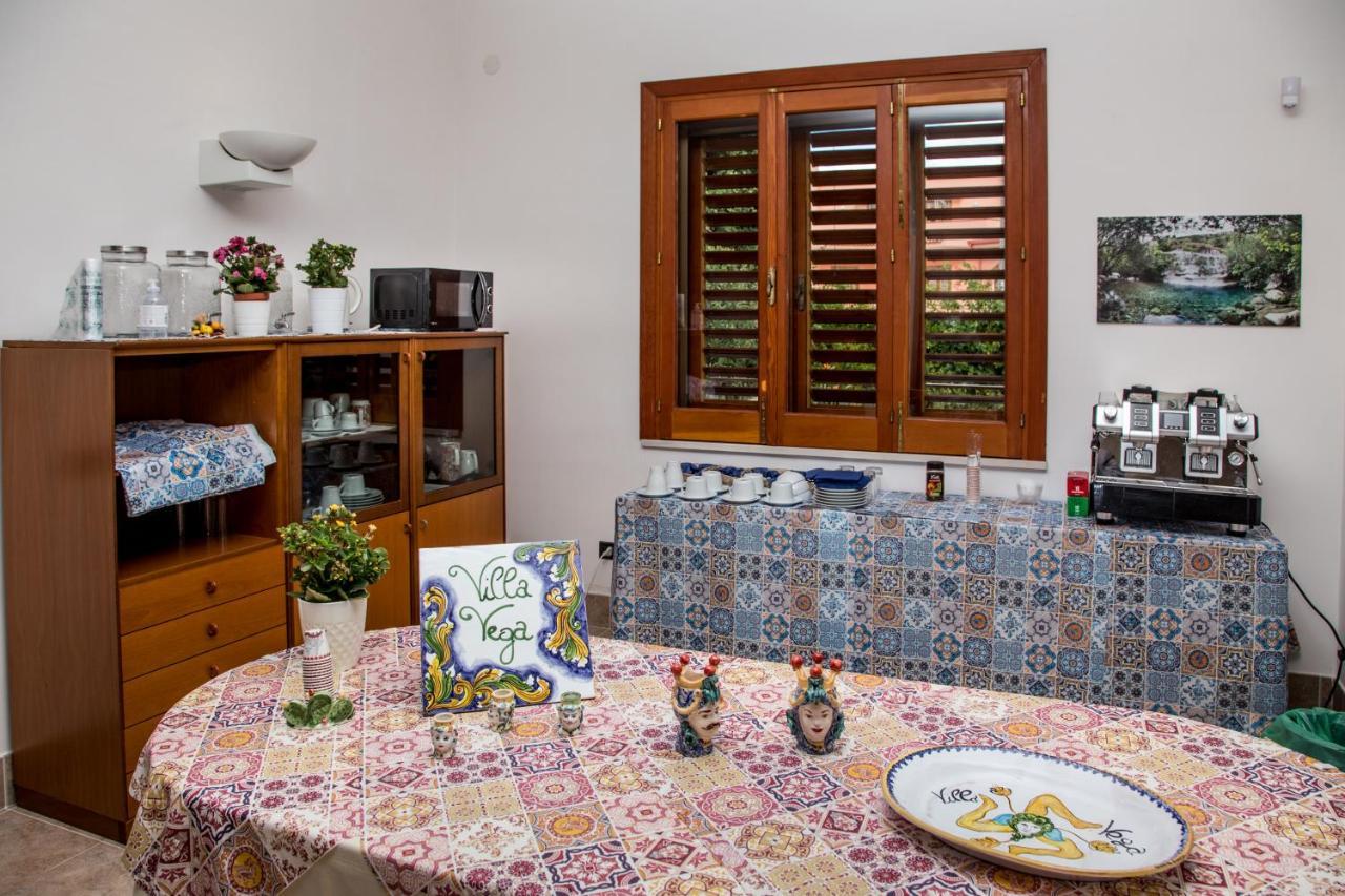 Villa Vega Fontane Bianche Bagian luar foto