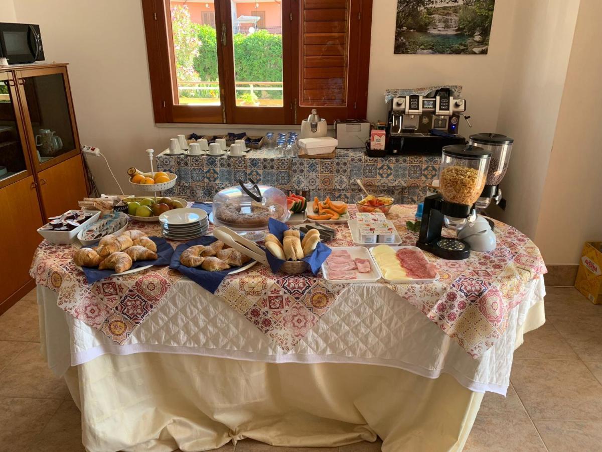 Villa Vega Fontane Bianche Bagian luar foto