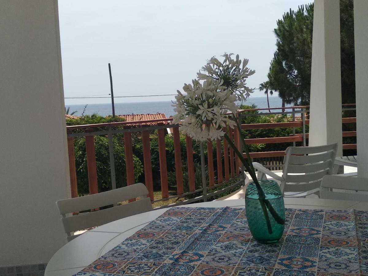Villa Vega Fontane Bianche Bagian luar foto