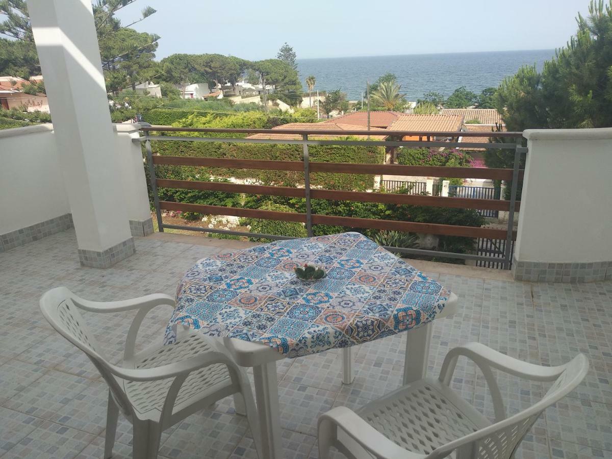 Villa Vega Fontane Bianche Bagian luar foto