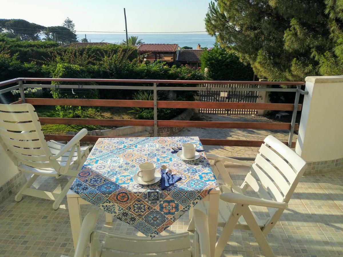 Villa Vega Fontane Bianche Bagian luar foto